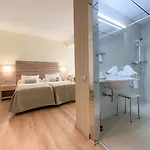 Riviera Beachotel - Adults Recommended 4* 베니돔