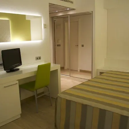 Riviera Beachotel - Adults Recommended